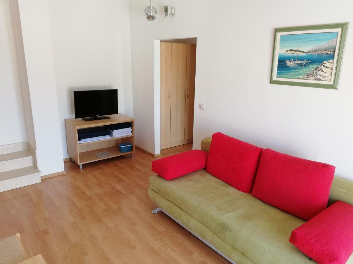 House Vera Baška Voda Εξωτερικό φωτογραφία