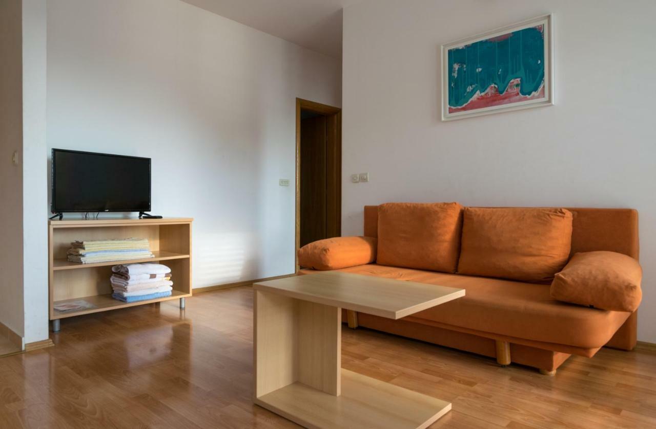 House Vera Baška Voda Εξωτερικό φωτογραφία