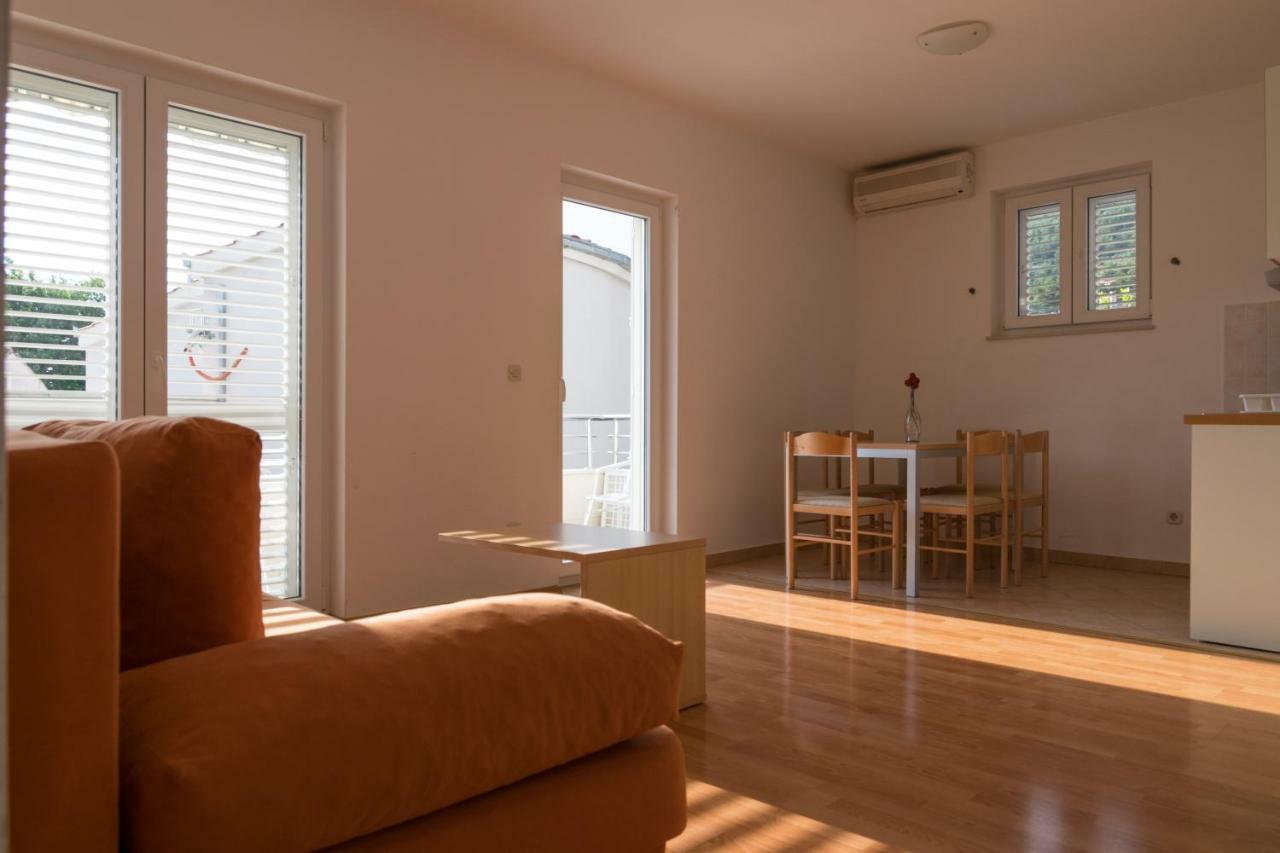 House Vera Baška Voda Εξωτερικό φωτογραφία
